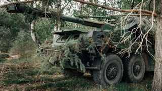 Dělostřelci poprvé vysílají do mise záložáky, budou obsluhovat houfnice DANA