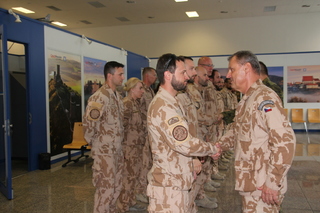 Poslední skupina příslušníků 10. strážní roty BAF je zpět v České republice