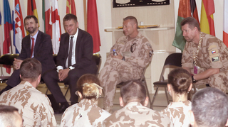 Ministr zahraničních věcí Tomáš Petříček navštívil vojáky v Afghánistánu 