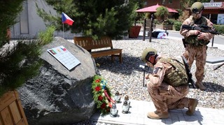 Češi v Kábulu uctili památku padlých kolegů a kamarádů