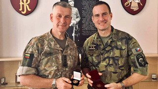 Generál Řehka navštívil vojáky v Pobaltí