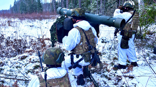Všechno zakrýt! Češi v Litvě se cvičili v dokonalém maskování