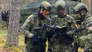 Dělostřelci si v Lotyšsku procvičili podporu prvosledových jednotek