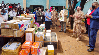Češi v Bamaku podpořili školu, kterou založila Češka