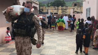 Češi v Mali pomohli místnímu sirotčinci