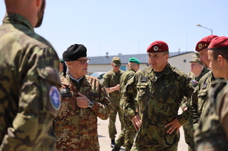 Návštěva generála Miglietty zdůrazňuje závazek NATO chránit Slovensko a východní hranici