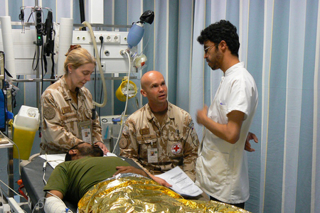 French Surgeon General thanks to Czechs