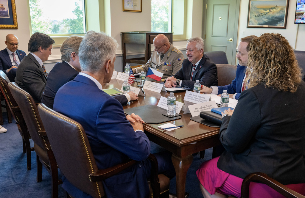 Minister Zůna met with U.S. Under Secretary of War Elbridge A. Colby