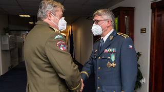 Generál Opata ocenil příslušníky Velitelství výcvikové mise Evropské unie v Mali