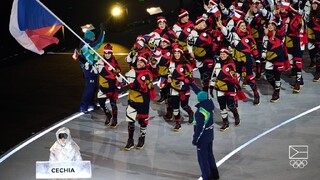 Unikátní zahájení olympiády, vzplály dva ohně. V Miláně i Cortině