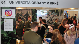 Univerzita obrany se představila na veletrhu Gaudeamus