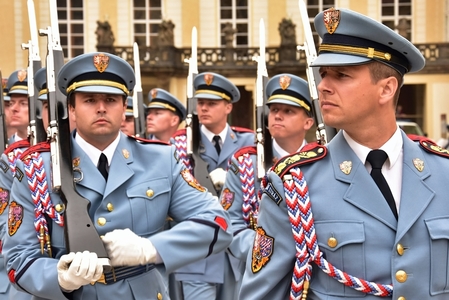 Oslava Dne ozbrojených sil na Pražském hradě 2018
