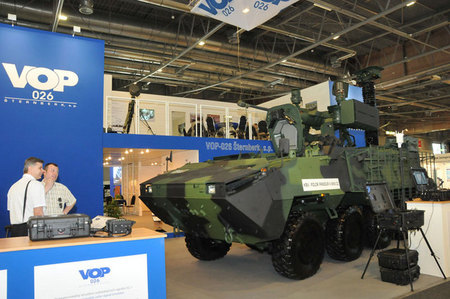 VOP 026 with presentation of Pandur superstructure