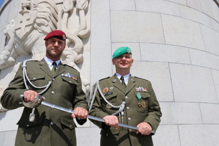 Mojí prioritou jsou lidé, říká nový vrchní praporčík Armády České republiky nadpraporčík Peter Smik 