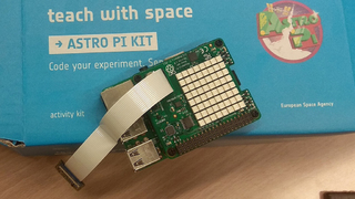 Ve vesmíru dnes běží program vytvořený pod dohledem pedagogů z Univerzity obrany