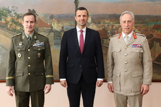 Generál Řehka a náměstek Blažkovec jednali s generálem Timem Radfordem