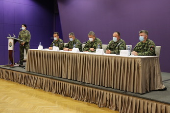 Česká armáda obnoví výcvik záložníků a představila pilotní projekt e-learningového cvičení Aktivní zálohy