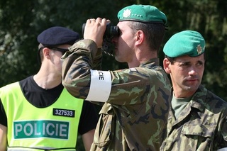 Navýšení počtu vojáků k plnění úkolů Policie České republiky 