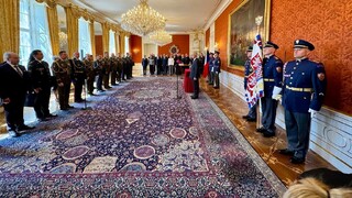 Prezident jmenoval nové generály, náčelník Generálního štábu AČR byl povýšen do nejvyšší generálské hodnosti