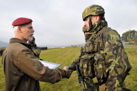 LTG Petr Pavel hands over the certificate to commander of the 41st Mechanised Battalion LTC Zdenek Mikula