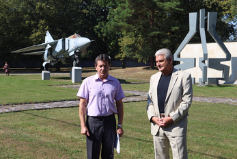 Jihočeský kraj převzal poslední části bývalých kasáren Planá