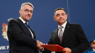 Ministr Lubomír Metnar podepsal v Srbsku mezivládní dohodu o spolupráci v oblasti obrany