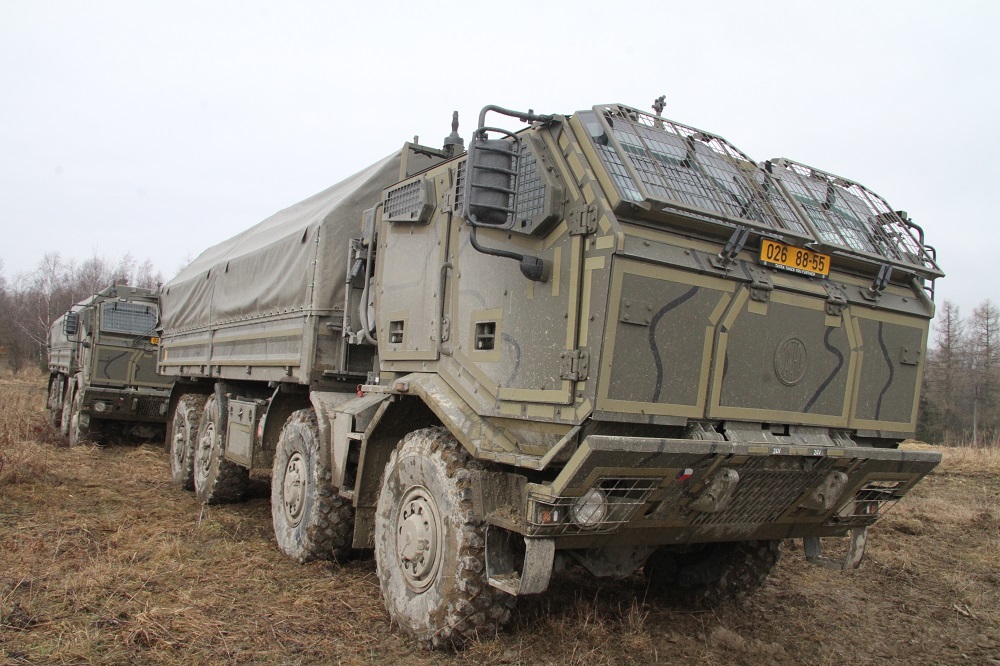 Using the Tatra 815 8x8 PRAM for mortar transport