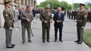 Na Vítězném náměstí v Praze je k vidění výstava o důležitém válečném roce 1944