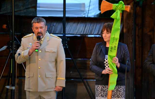 Opening ceremony of Roznovska valaska 2014 - Major General Ales Opata and Mayor of Roznov pod Radhostem Mrs. Marketa Blinkova