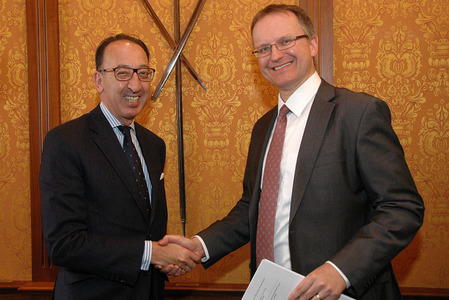New Chief Executive of the European Defence Agency visits Prague