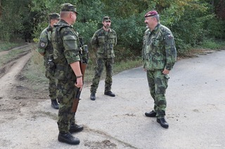 Jednotky aktivní zálohy dostanou novou výzbroj a výstroj, řekl na cvičení Ample Strike generál Opata