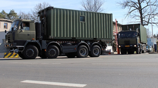 Armádní logistici se nezastaví: Za dva týdny už najeli desetitisíce kilometrů a rozvezli přes 215 tun materiálu 
