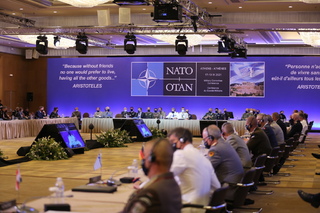 Generál Opata se zúčastnil jednání Vojenského výboru NATO