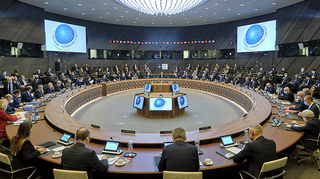 Ministryně obrany: Věřím v deeskalaci situace na Ukrajině