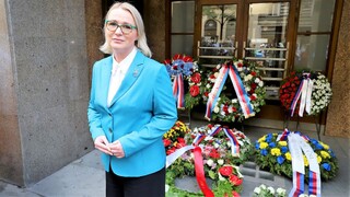 55. výročí začátku okupace si na Vinohradské třídě připomněli politici i veřejnost