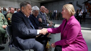 Válečný veterán Jiří Pavel Kafka oslavil 100. narozeniny