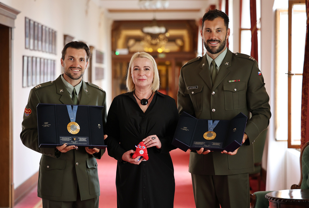 Ministryně přijala zlaté armádní olympioniky z Paříže