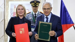 Ministryně obrany Černochová v Maroku podepsala mezivládní dohodu o vojenské spolupráci