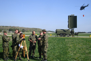 Vojáci z Brandýsa nad Labem cvičili v Bechyni manipulaci a fungování s radiolokační technikou