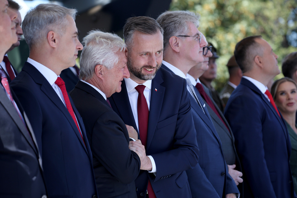 Dne ozbrojených sil Polska se zúčastnil ministr obrany Zůna, zhlédl i slavnostní vojenskou přehlídku 