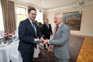 Ministr obrany: V4 je zpět, posílení našich vztahů je prioritou