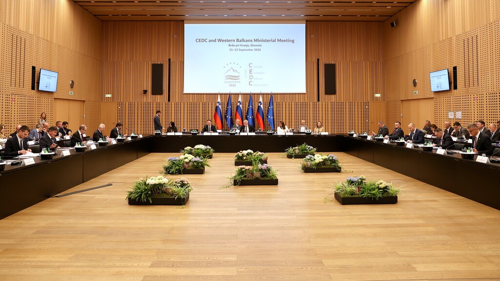 Ministr obrany se ve Slovinsku zúčastnil jednání s resortními kolegy ze střední Evropy