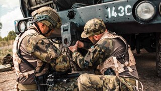 Starají se o přepravy, opravy, odsuny i prázdné žaludky. Logistici oslaví 20. narozeniny v Pardubicích