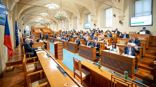 Senát schválil mandát pro zahraniční mise armády