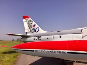 Před zraky desetitisíců návštěvníků čáslavské základny se v sobotu rozloučil se službou letoun L-39ZA Albatros