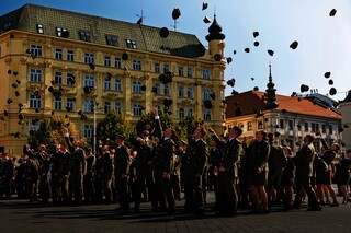 Univerzita obrany vyřadila 256 nových absolventů 