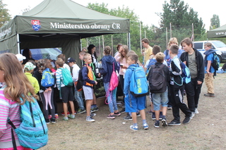 Za stovkami žáků vyrazil poprvé v tomto školním roce projekt POKOS