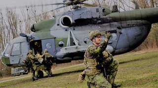 Speciálně vyškolení armádní zdravotníci dokáží výrazně omezit ztráty na bojišti