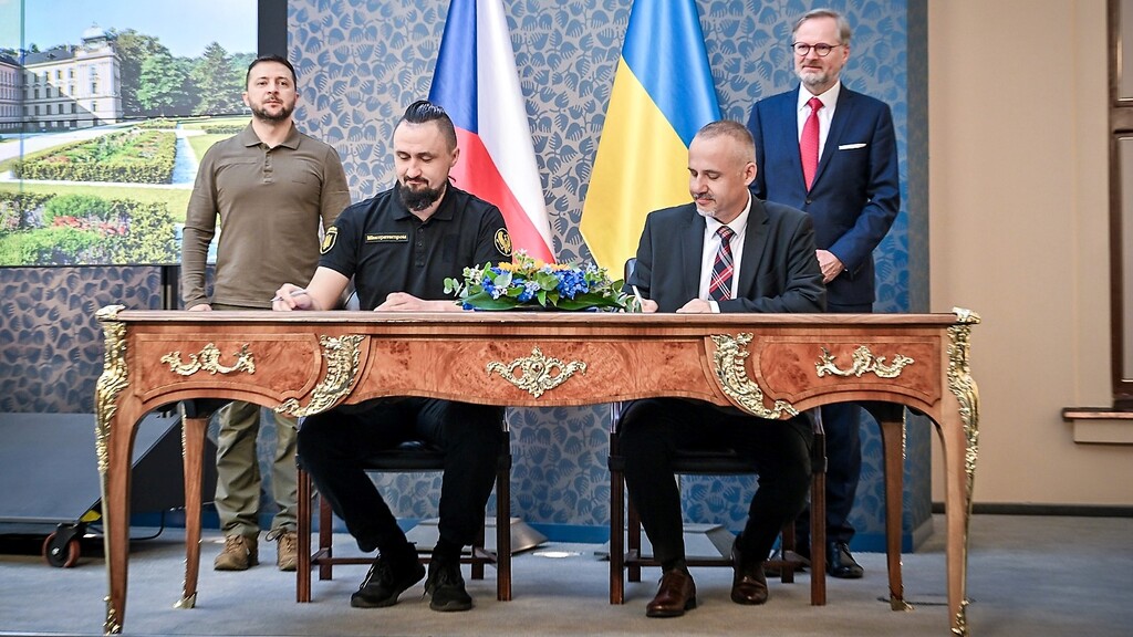Czech Republic and Ukraine to strengthen defence industrial cooperation