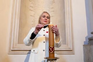 Ministryně obrany se zúčastnila tradiční ekumenické bohoslužby k uctění památky válečných veteránů 